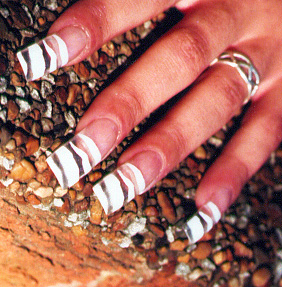 Modellage mit Airbrush Tips
